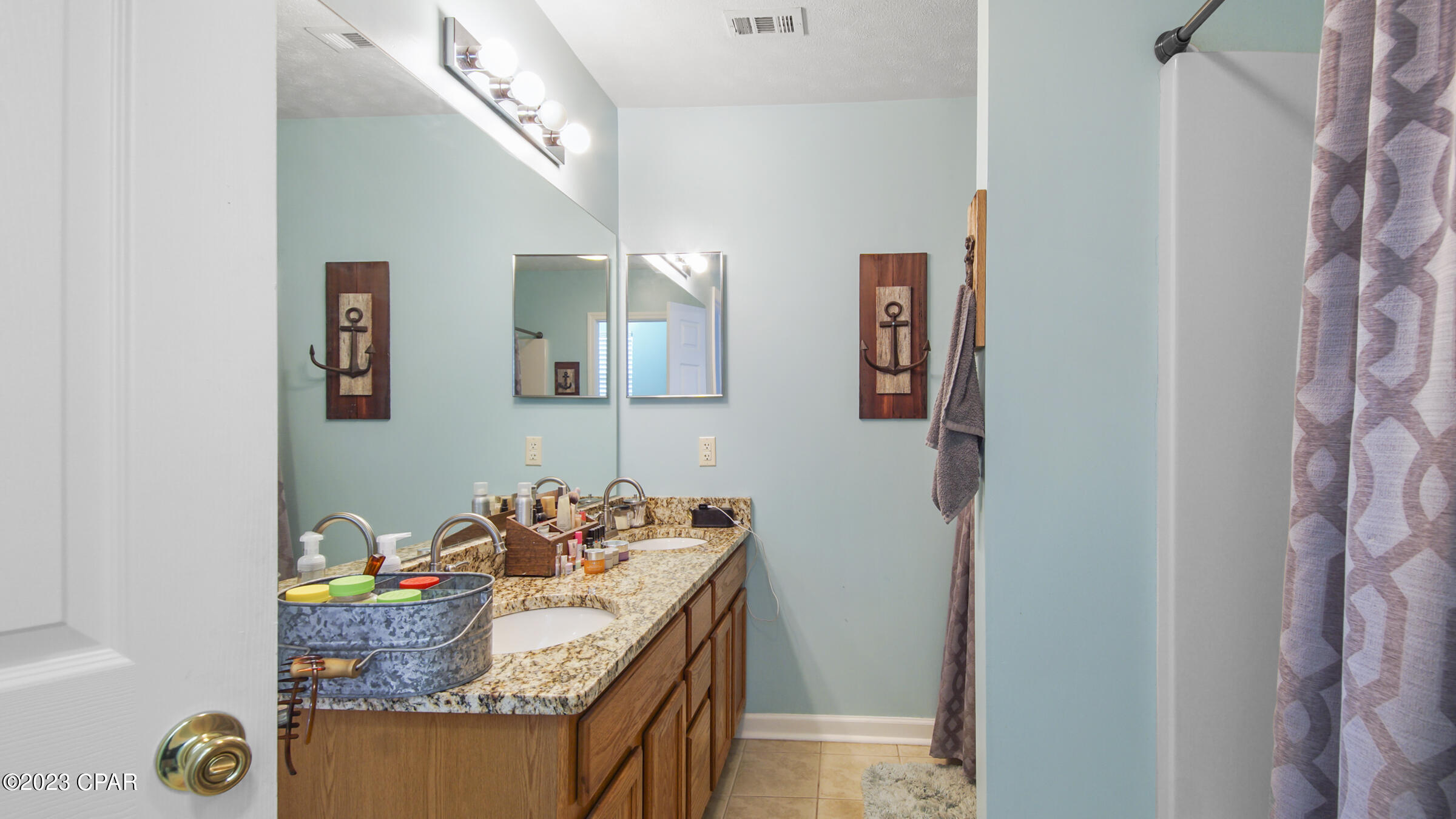 4019 Comanche Road Caryville, FL 32427 - Photo 25 of 40