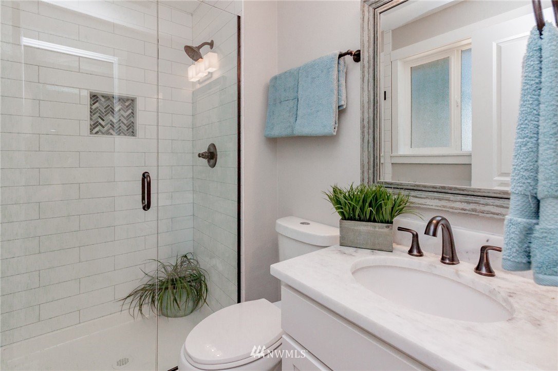 12113 Southeast 167th Street Renton, WA 98058 - Photo 12 of 18 Gallery Image 12