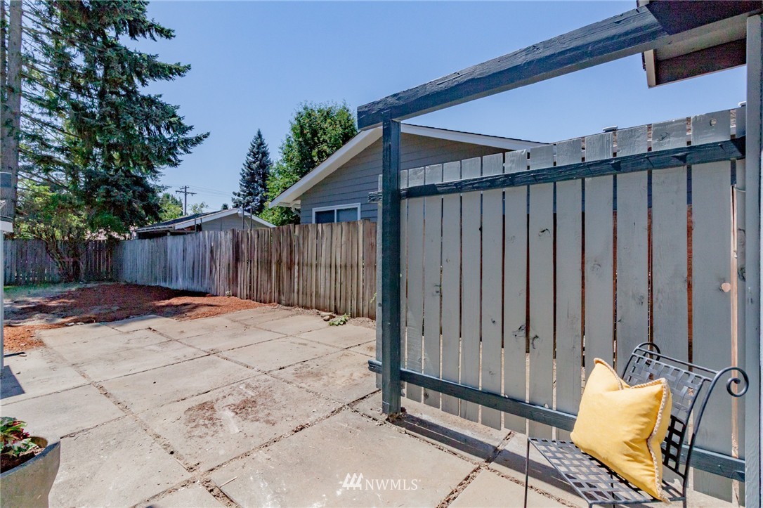12113 Southeast 167th Street Renton, WA 98058 - Photo 18 of 18 Gallery Image 18
