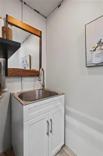 $1,699,000 | 33345 West 95th Street, De Soto, KS 66018