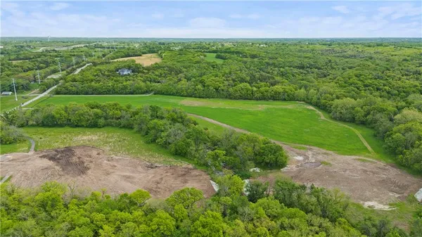 $1,699,000 | 33345 West 95th Street, De Soto, KS 66018