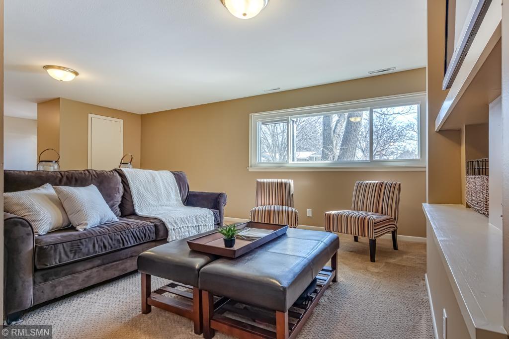 4454 Ellerdale Road Minnetonka, MN 55345 - Photo 16 of 25 Gallery Image 16