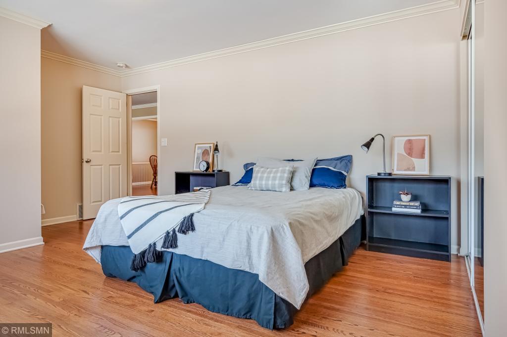 4454 Ellerdale Road Minnetonka, MN 55345 - Photo 9 of 25 Gallery Image 9