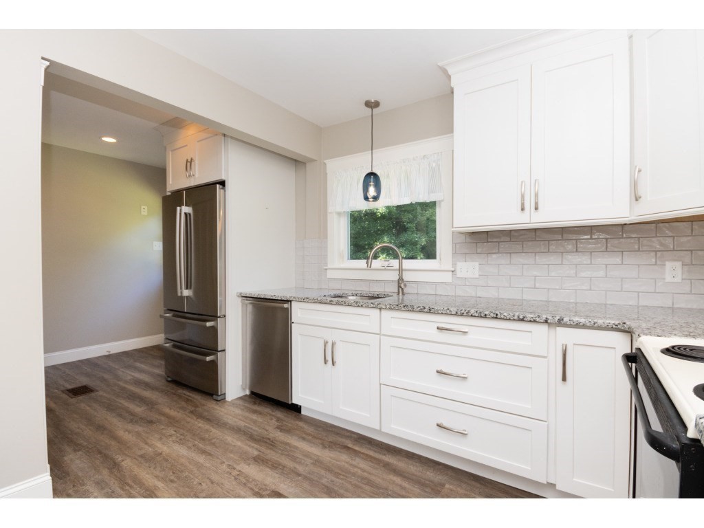 16 County Street Foxboro, MA 02035 - Photo 12 of 35