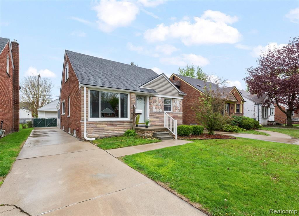 13321 Rosedale Street Southgate, MI 48195 - Photo 1 of 38