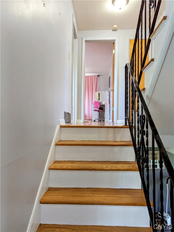 2 Quail Path Clay, NY 13090 - Photo 10 of 26