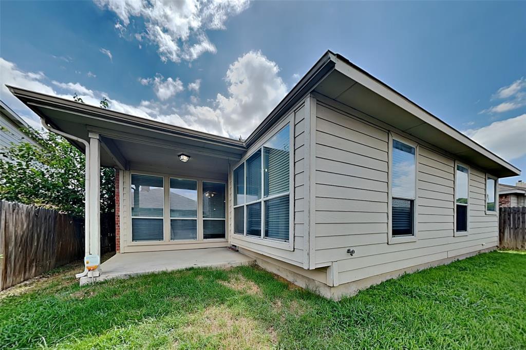 10876 Hawks Landing Road Fort Worth, TX 76052 - Photo 17 of 18