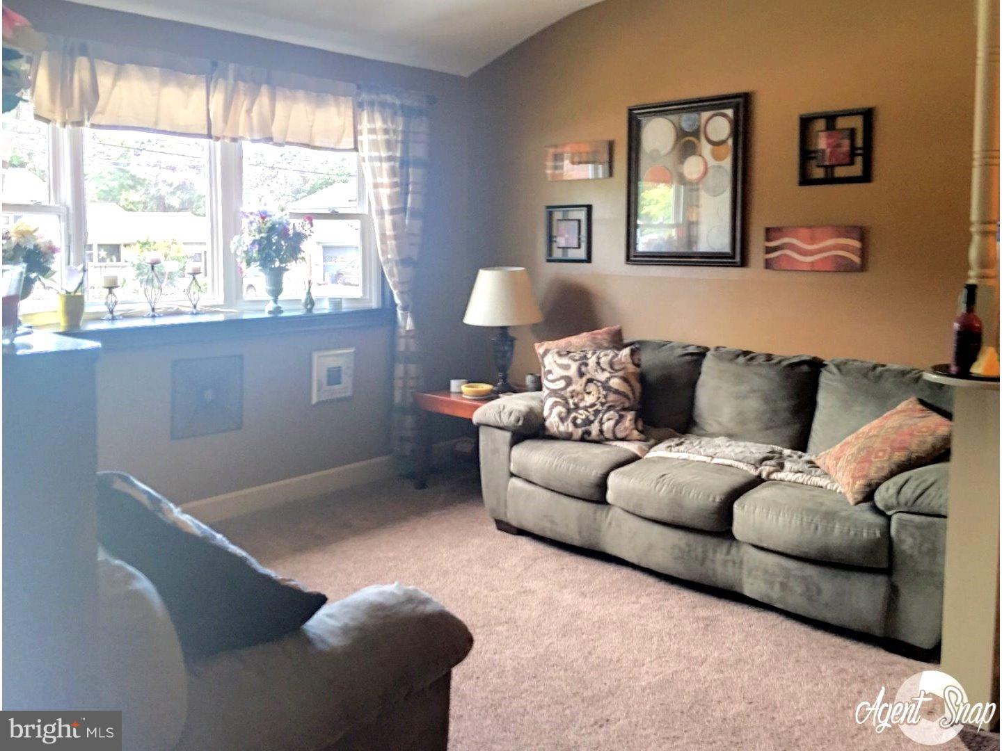 944 Kirk Road Williamstown, NJ 08094 - Photo 2 of 22