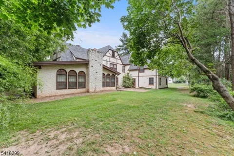 $789,000 | 238 Elmwynd Drive, Orange, NJ 07050