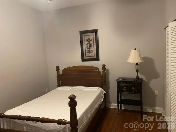 $1,700 | 141 West Main Avenue, Gastonia, NC 28052