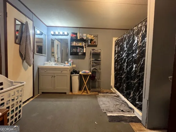 $249,900 | 742 Halls Bridge Road, Swainsboro, GA 30401