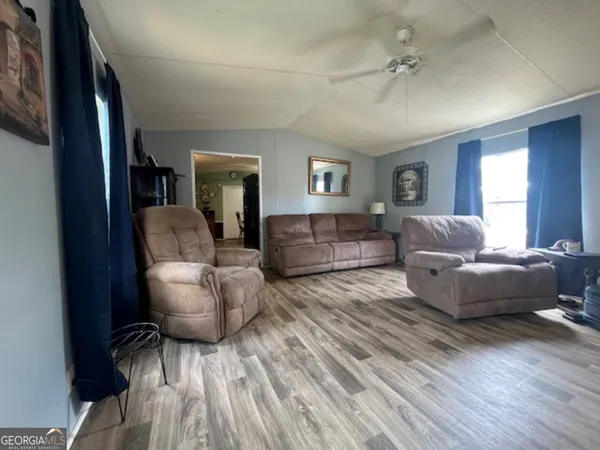 $249,900 | 742 Halls Bridge Road, Swainsboro, GA 30401