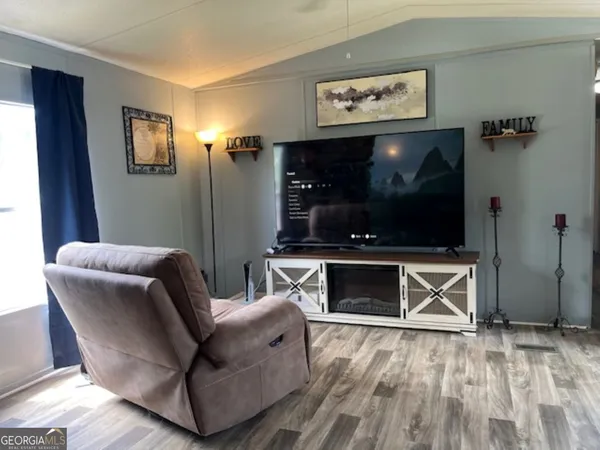 $249,900 | 742 Halls Bridge Road, Swainsboro, GA 30401