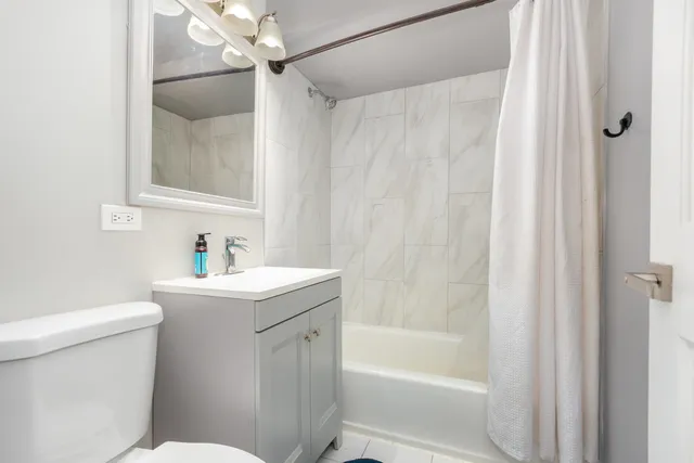 $415,000 | 11051 Elmwood Court, Mokena, IL 60448