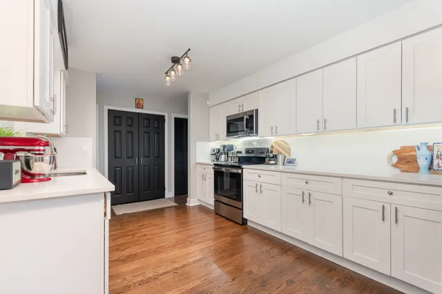 $415,000 | 11051 Elmwood Court, Mokena, IL 60448