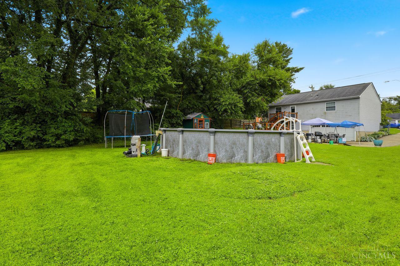 3170 Struble Road Cincinnati, OH 45251 - Photo 34 of 43