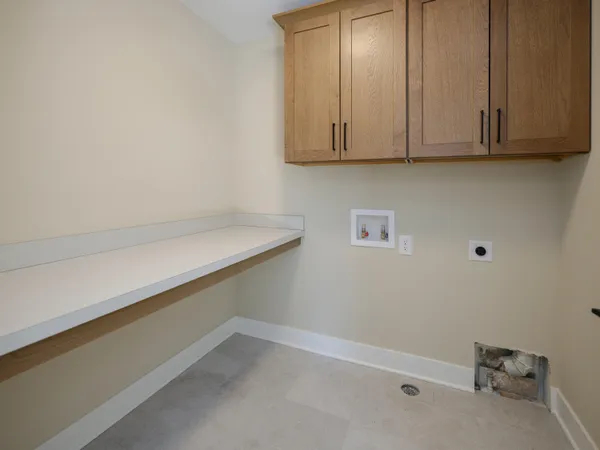 $638,900 | 2685 Ashford Trail, Portage, MI 49024