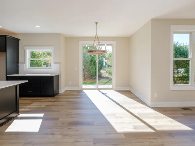 $639,900 | 2685 Ashford Trail, Portage, MI 49024