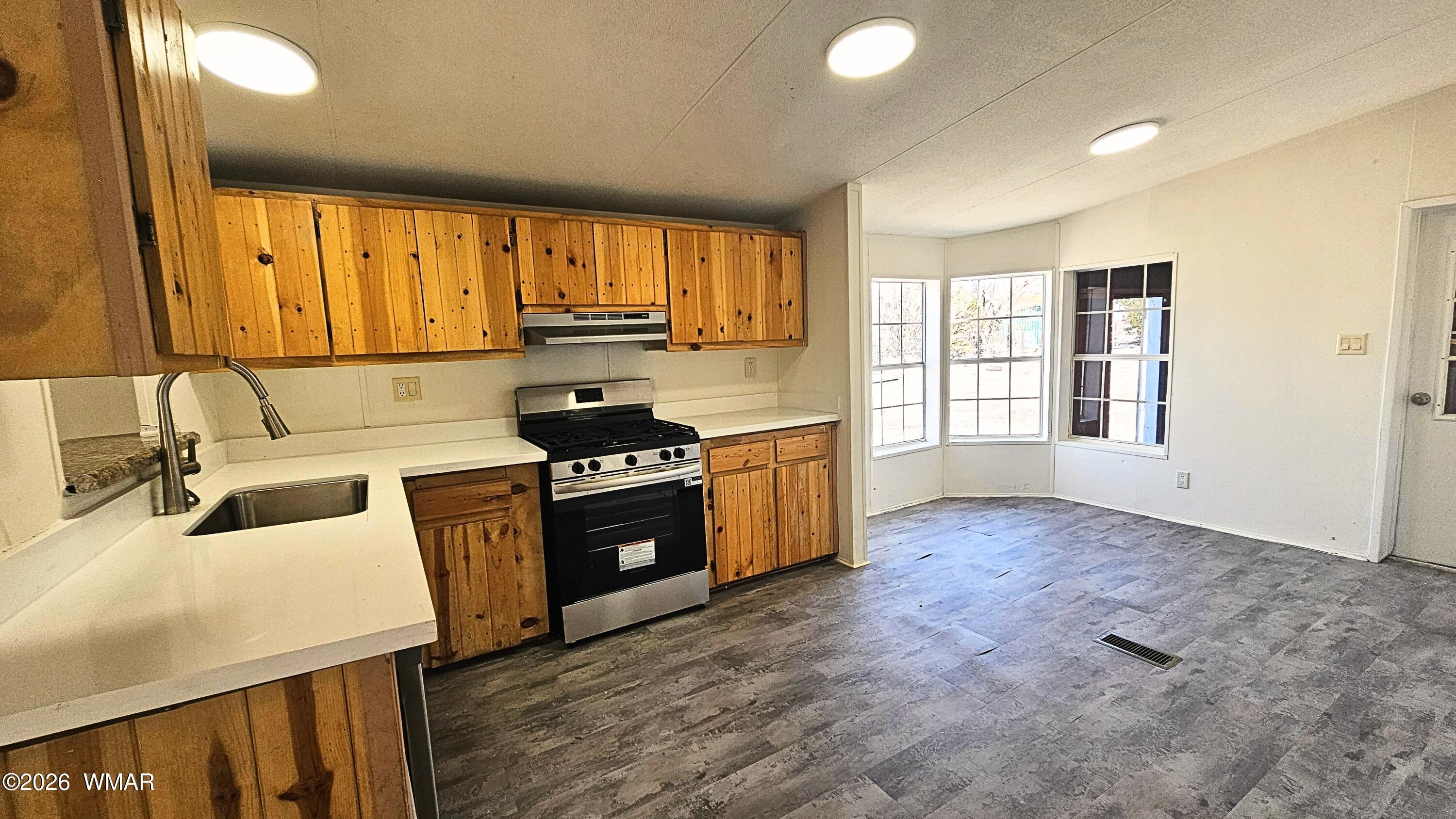 137 West 2nd Street Eagar, AZ 85925 - Photo 7 of 19 Untitled design (55)