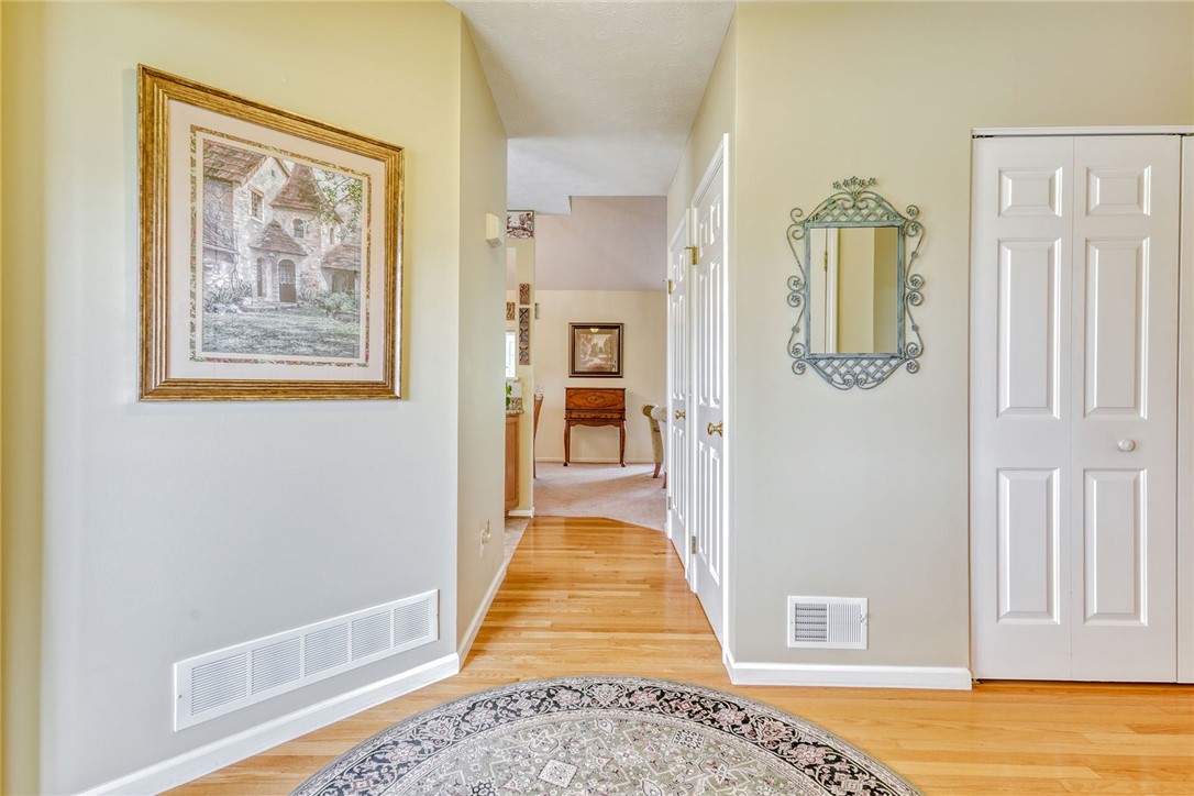 772 Bel Arbor Trail Webster, NY 14580 - Photo 3 of 35