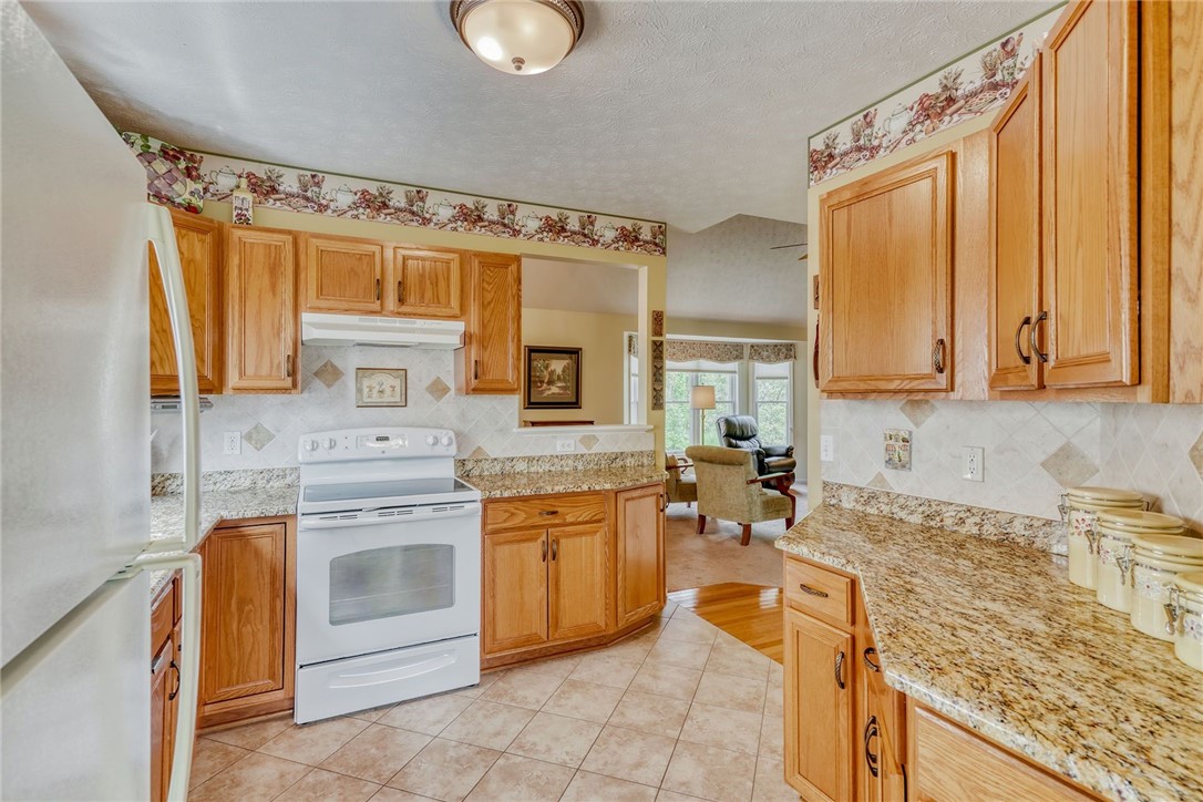 772 Bel Arbor Trail Webster, NY 14580 - Photo 10 of 35