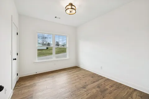 $324,900 | 609 South Main Street, Mount Pleasant, TN 38474