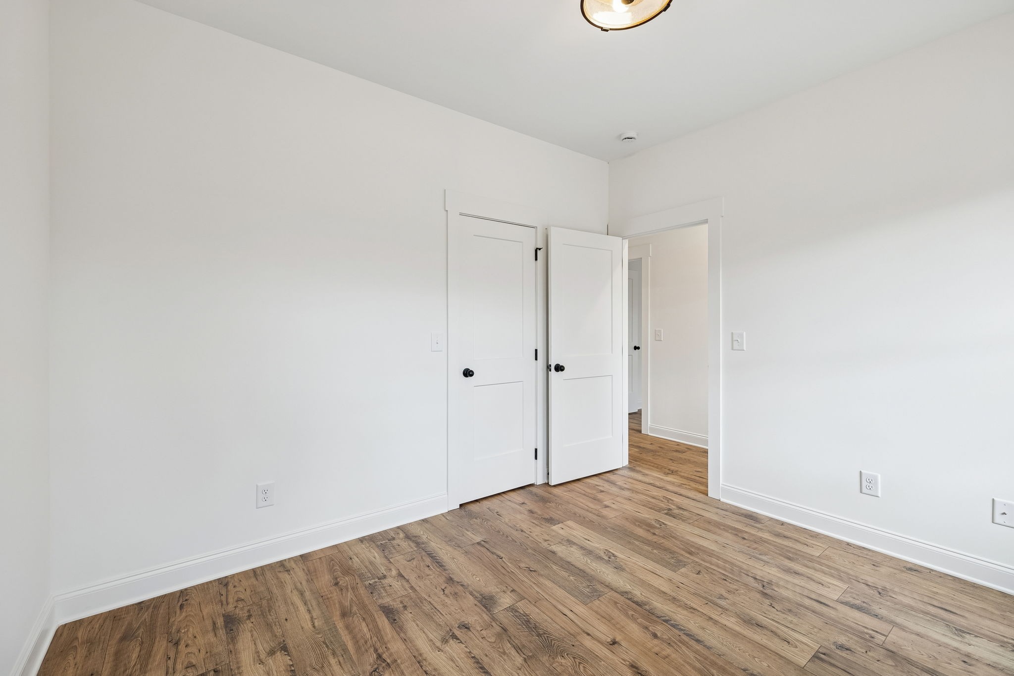 609 South Main Street Mount Pleasant, TN 38474 - Photo 21 of 37 a view of an empty room
