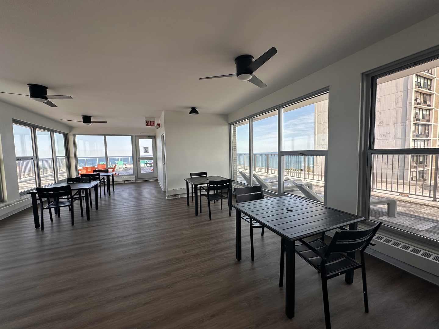 5757 North Sheridan Road, Unit 17C Chicago, IL 60660 - Photo 19 of 21