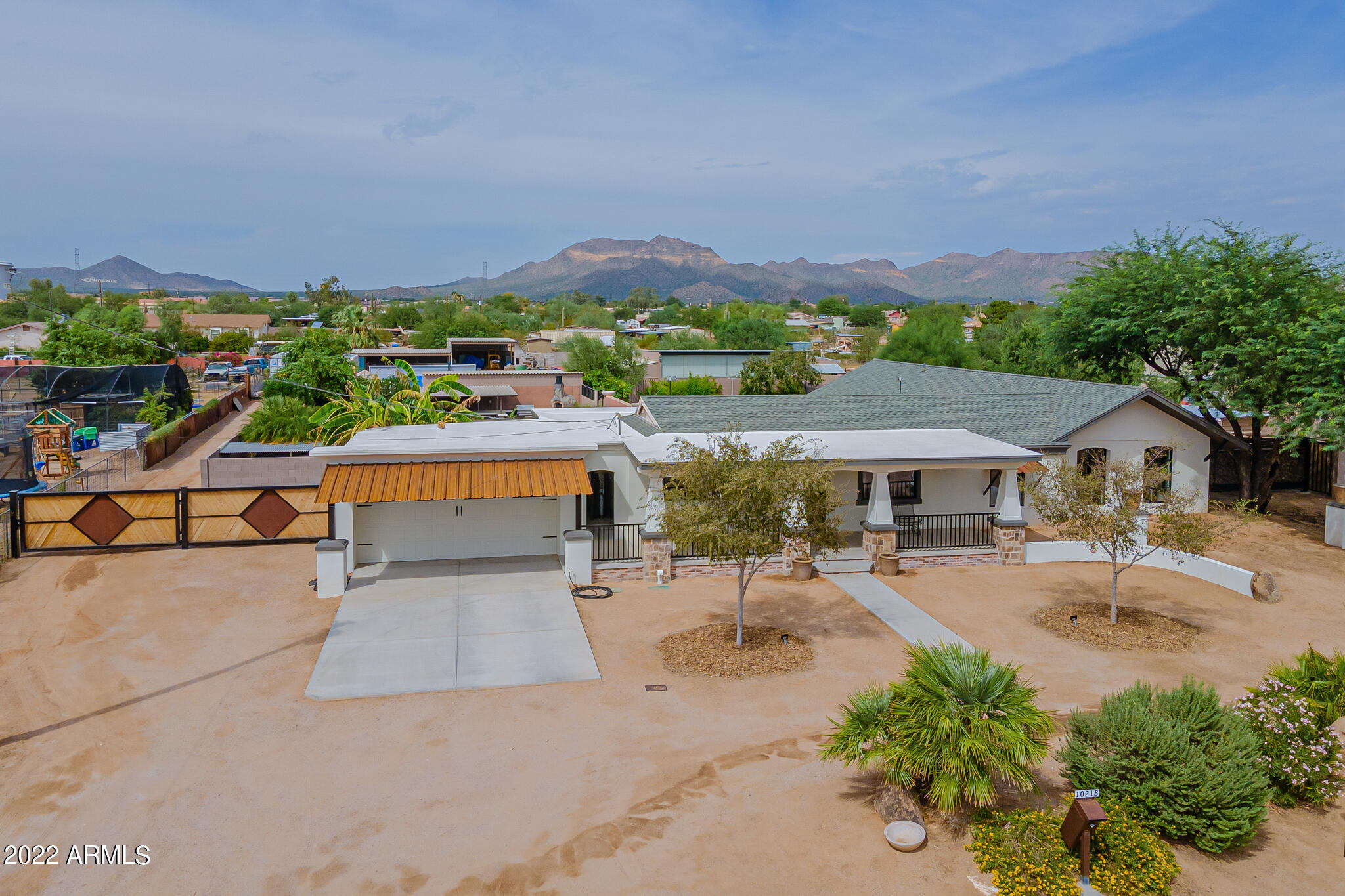 10218 East Adobe Road Mesa, AZ 85207 - Photo 6 of 101 Adobe3