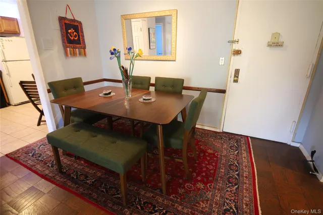 a view of a workspace with furniture