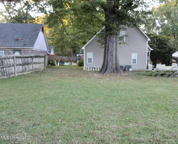 $179,348 | 111 Holly Cove, Batesville, MS 38606