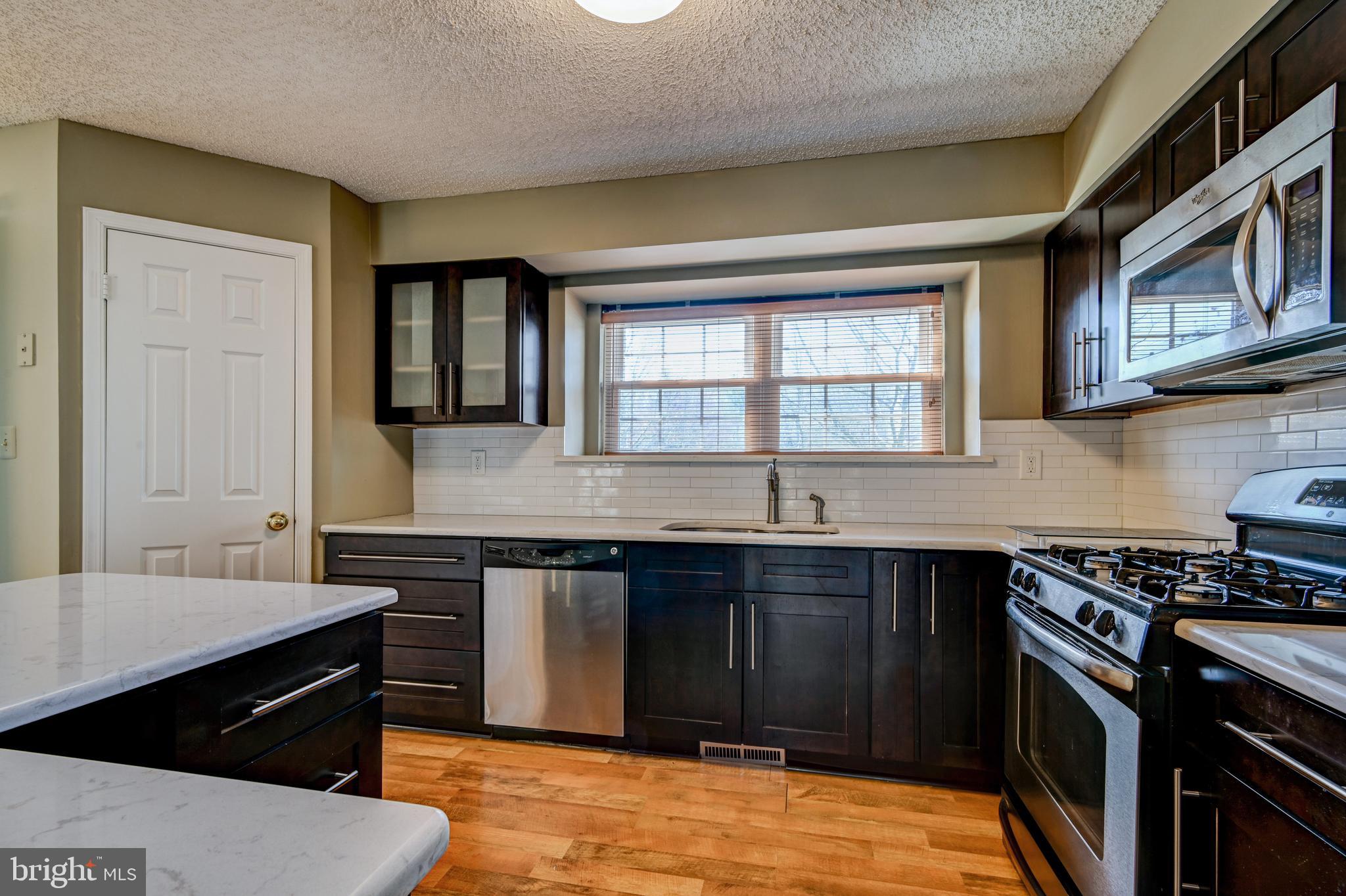 12 Halstead Place Princeton, NJ 08540 - Photo 13 of 25 Gourmet Kitchen