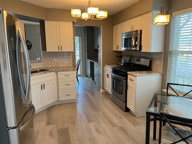 $2,900 | 116 Hemstead Street, Unit 116, Lake Bluff, IL 60044