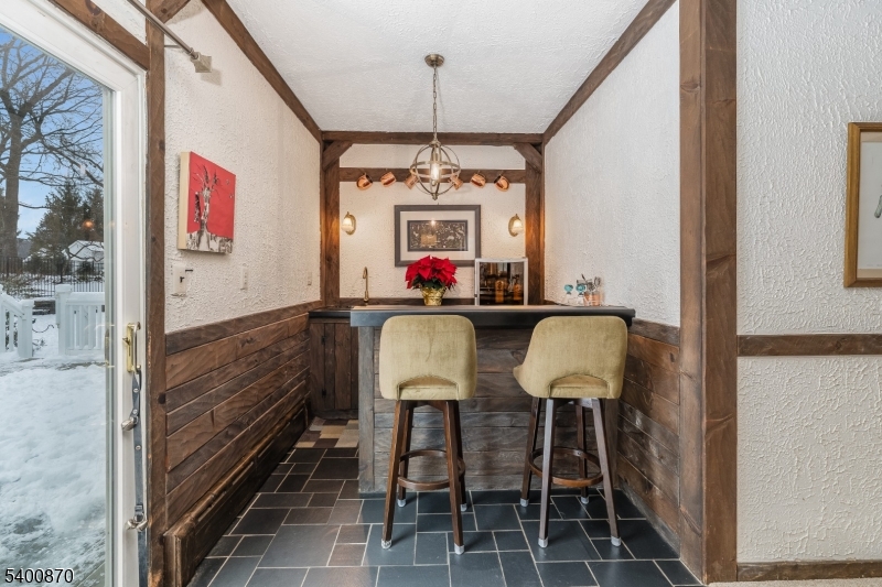 19 Lexington Road Annandale, NJ 08801 - Photo 13 of 35