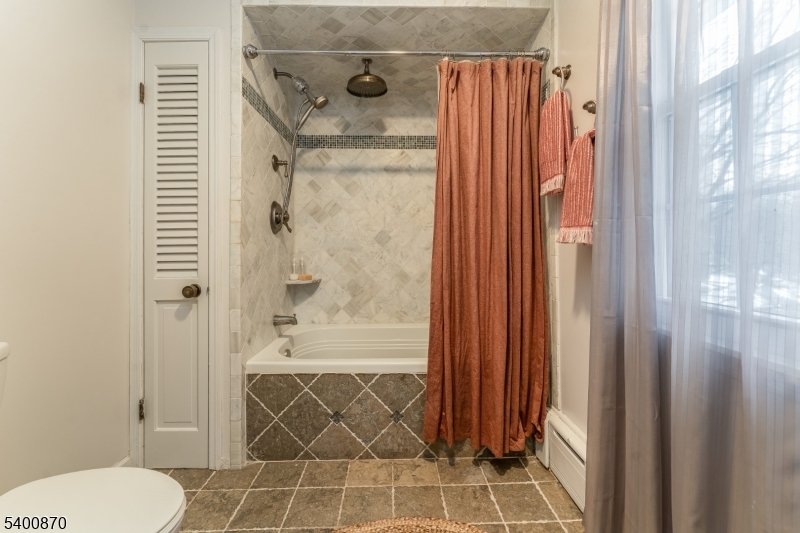 19 Lexington Road Annandale, NJ 08801 - Photo 20 of 35