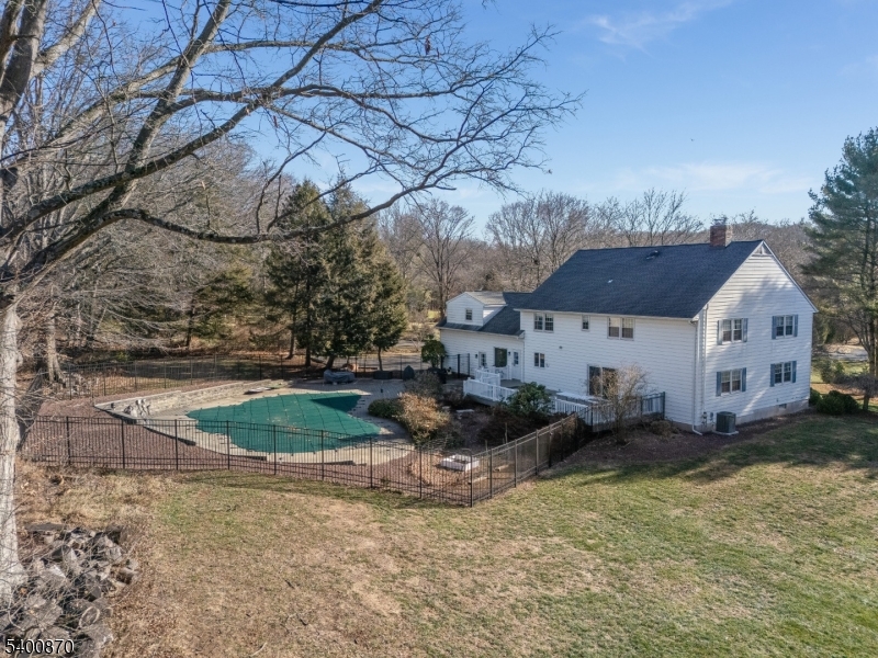 19 Lexington Road Annandale, NJ 08801 - Photo 2 of 35