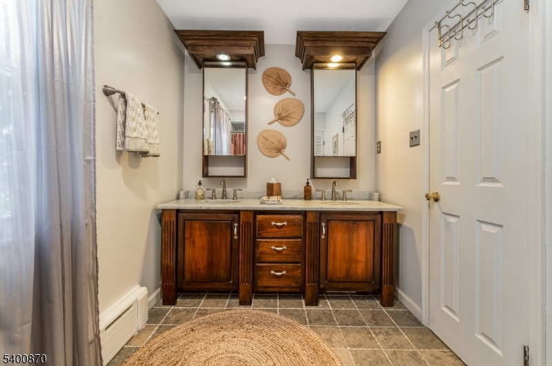 19 Lexington Road Annandale, NJ 08801 - Photo 21 of 35