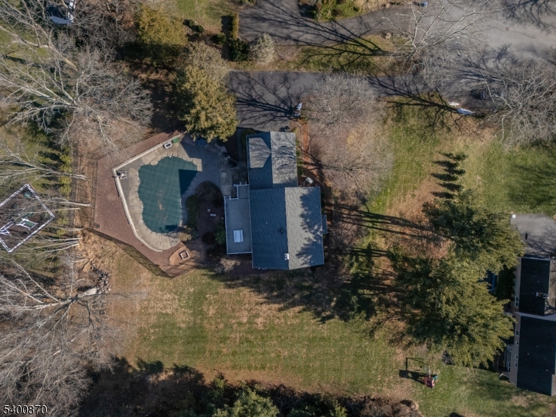 19 Lexington Road Annandale, NJ 08801 - Photo 4 of 35