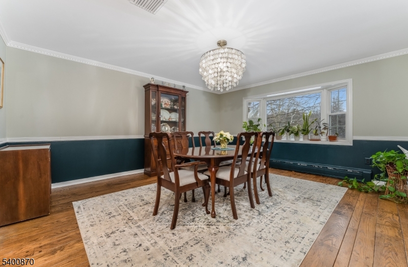 19 Lexington Road Annandale, NJ 08801 - Photo 10 of 35