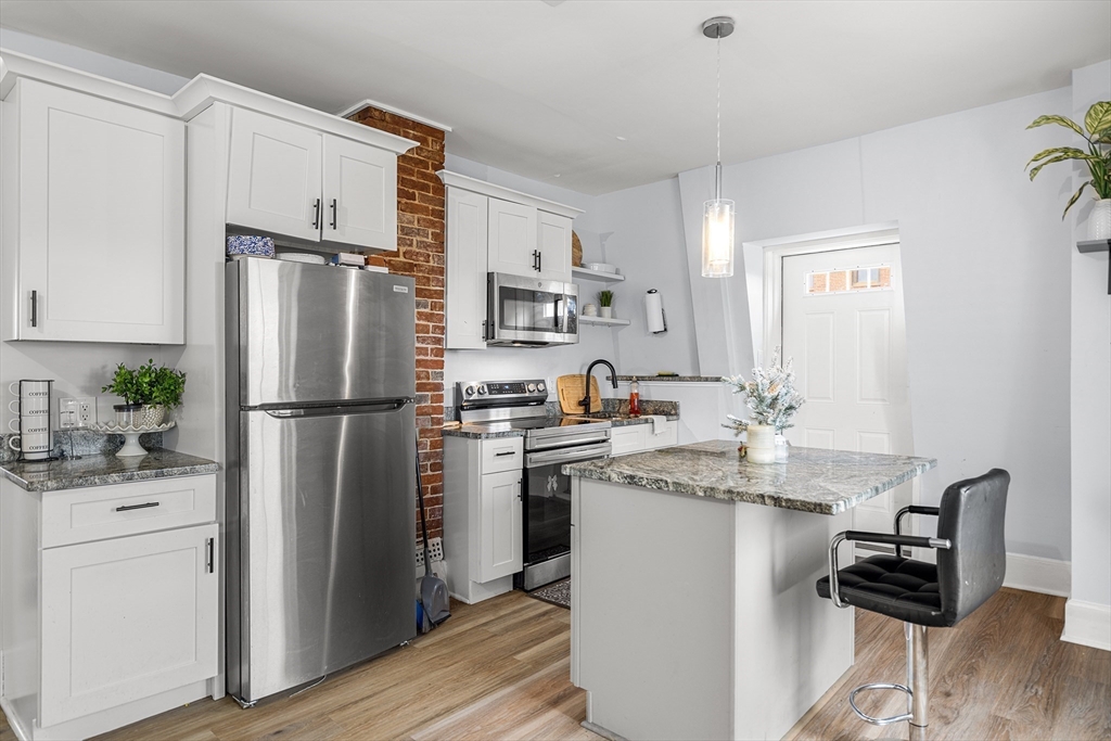 10 Sycamore Street Worcester, MA 01608 - Photo 27 of 37 Gallery Image 27
