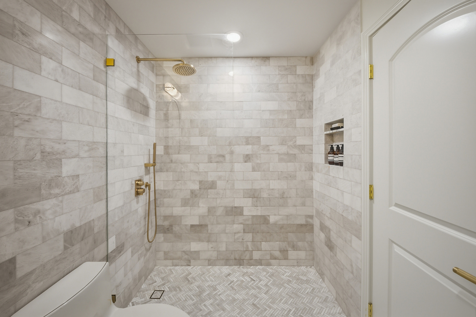 111 East Chestnut Street, Unit PHAB Chicago, IL 60611 - Photo 60 of 124
