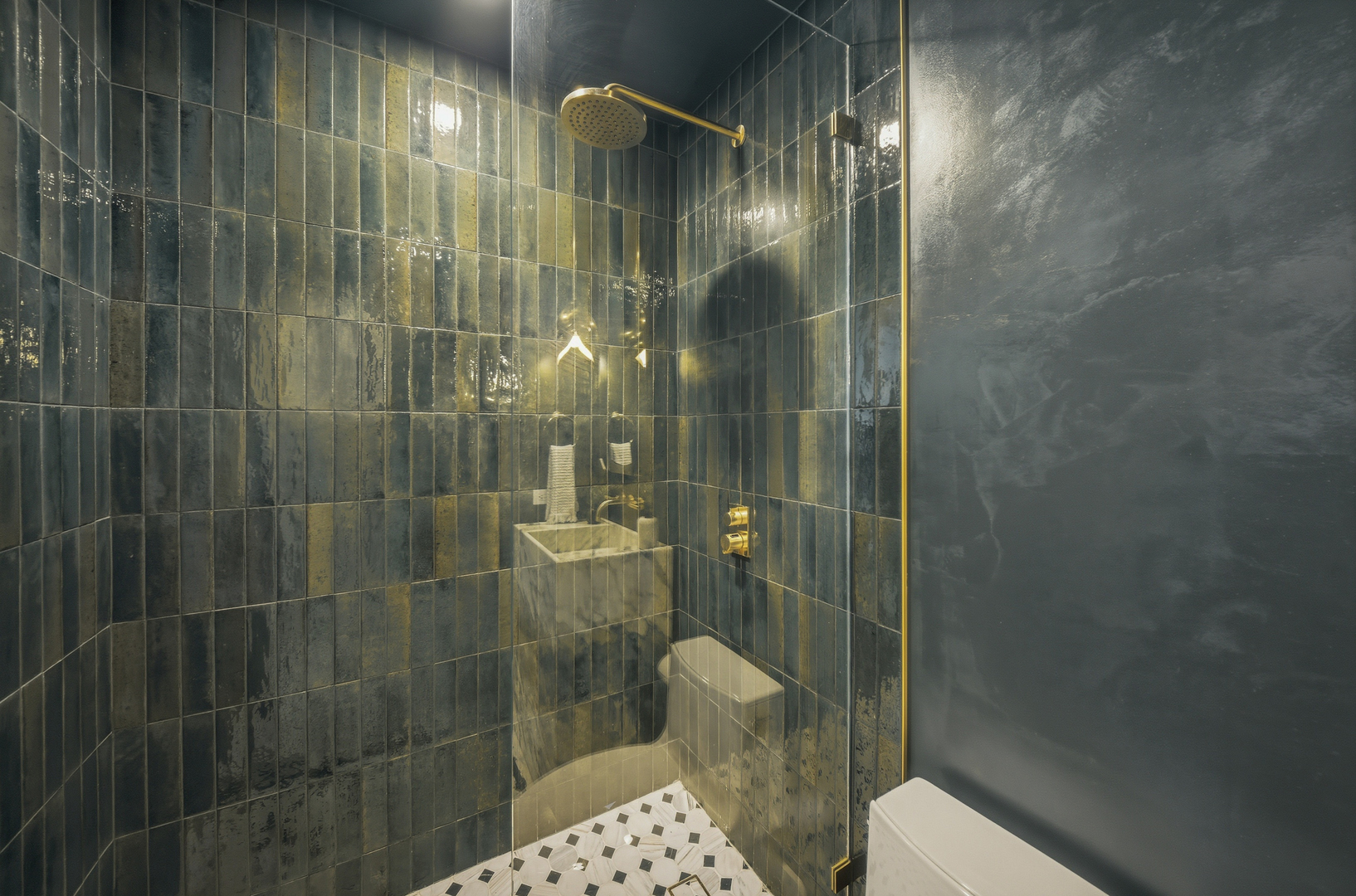 111 East Chestnut Street, Unit PHAB Chicago, IL 60611 - Photo 64 of 124