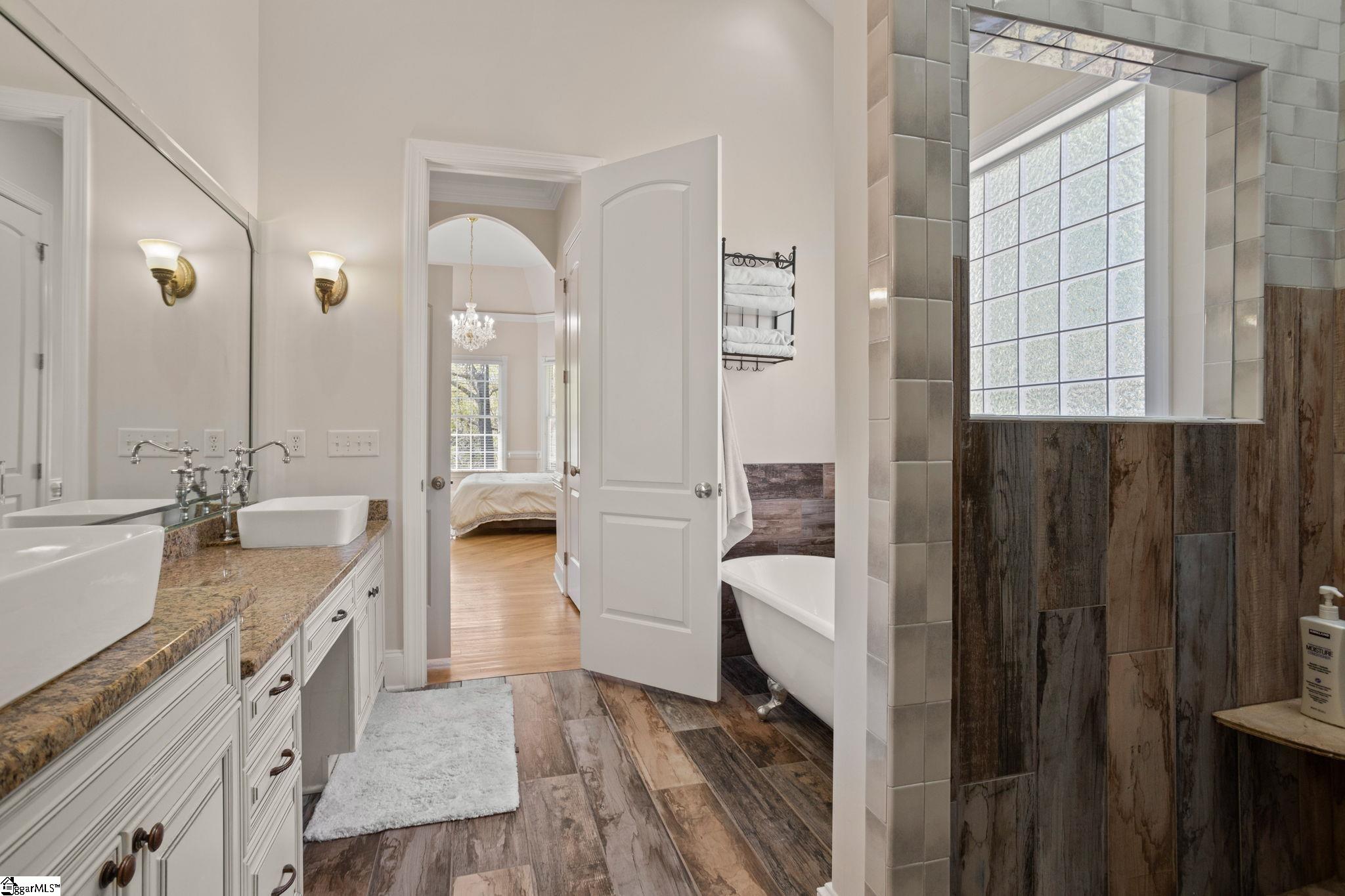 236 Horseshoe Lake Road Spartanburg, SC 29306 - Photo 18 of 46