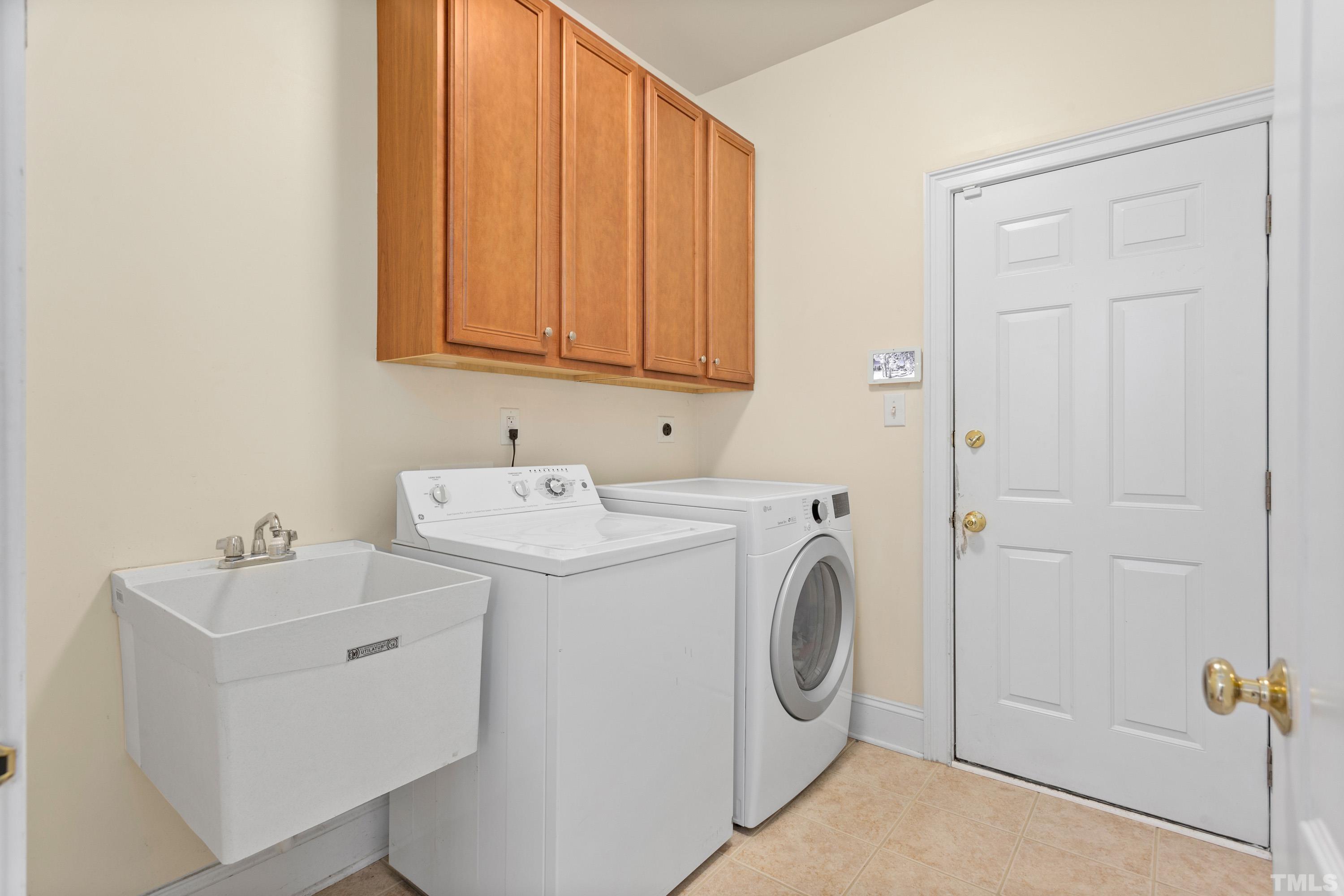 11212 Ridgegate Drive Raleigh, NC 27617 - Photo 23 of 54 Gallery Image 23