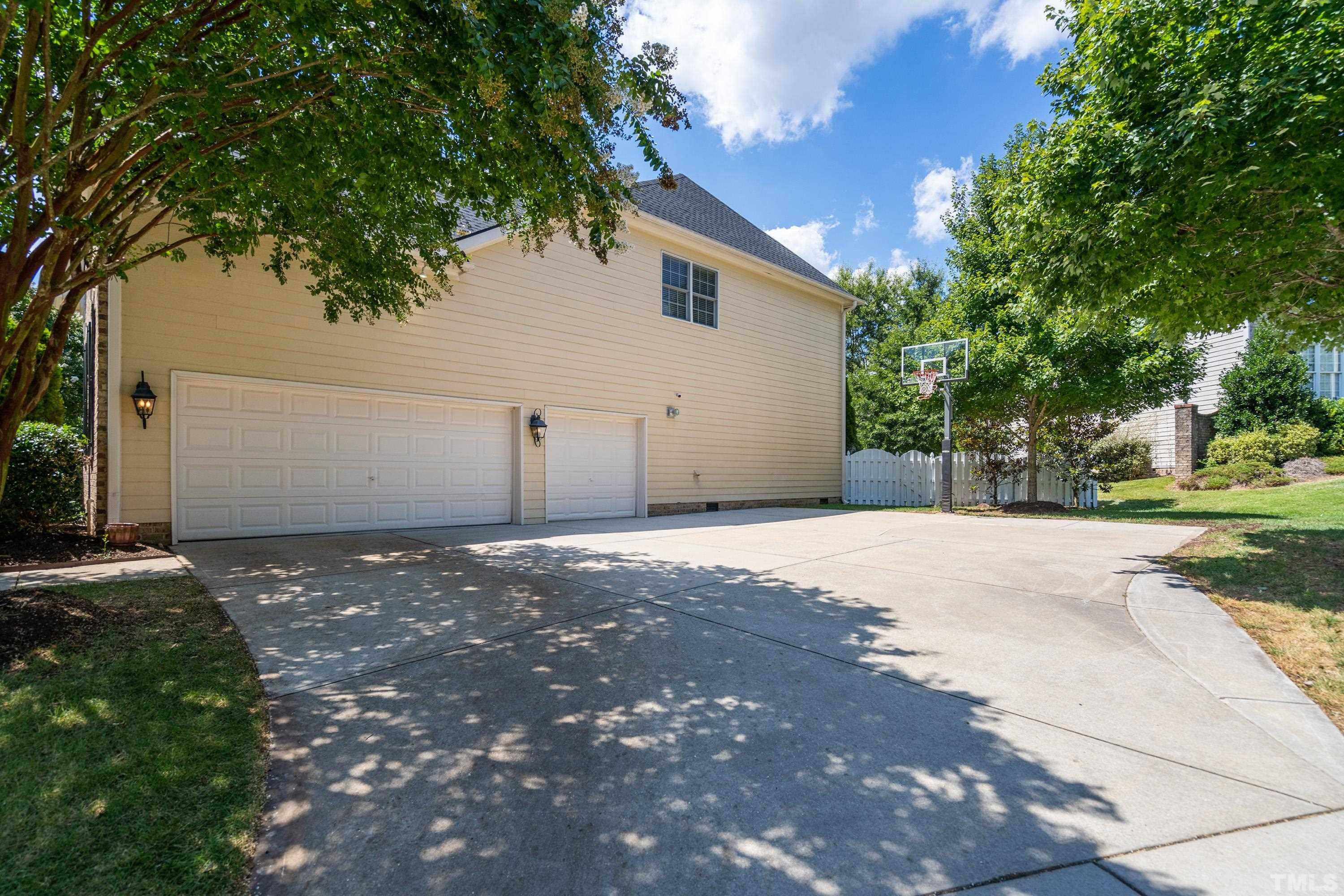 11212 Ridgegate Drive Raleigh, NC 27617 - Photo 41 of 54 Gallery Image 41