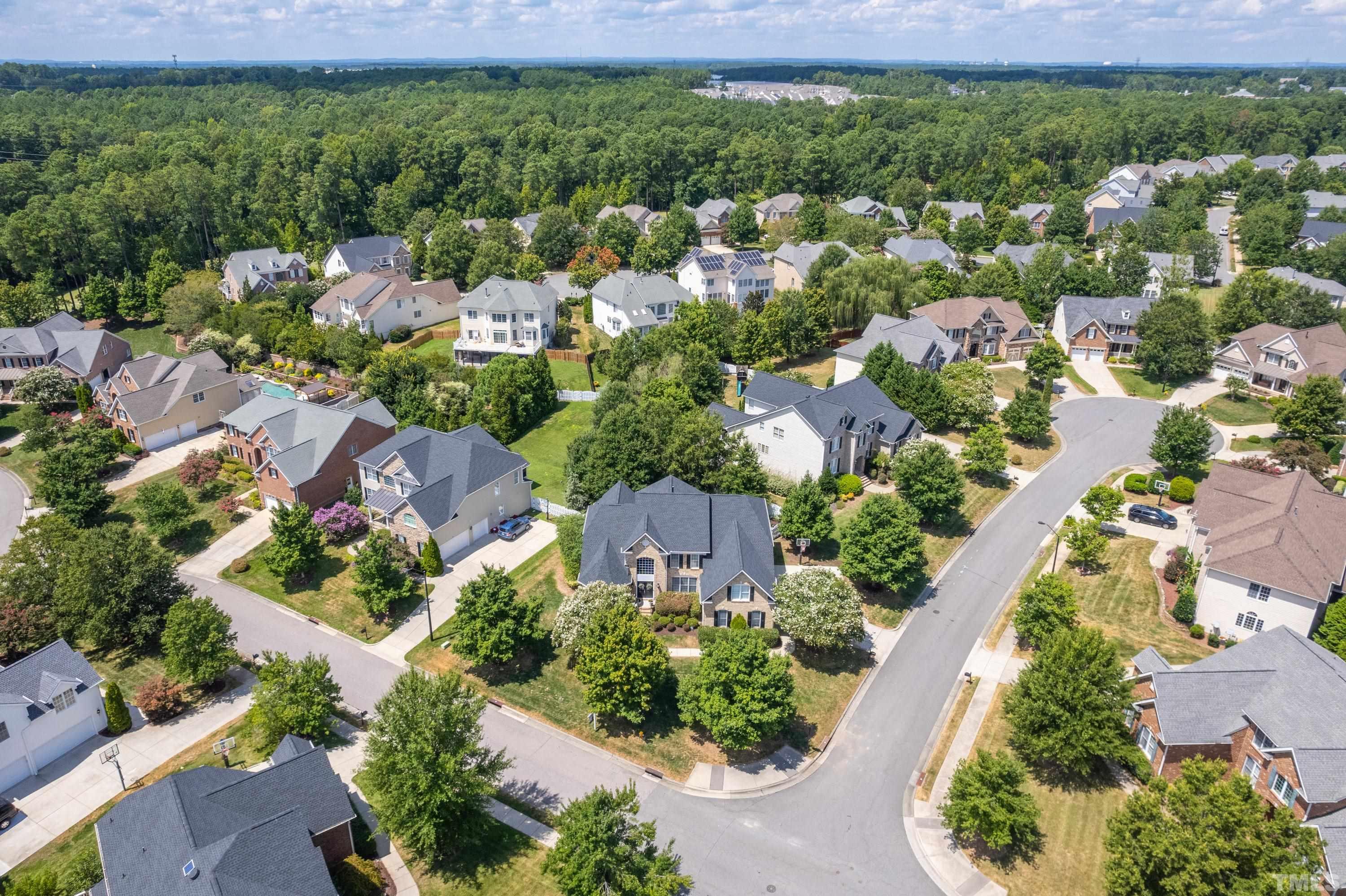 11212 Ridgegate Drive Raleigh, NC 27617 - Photo 46 of 54 Gallery Image 46