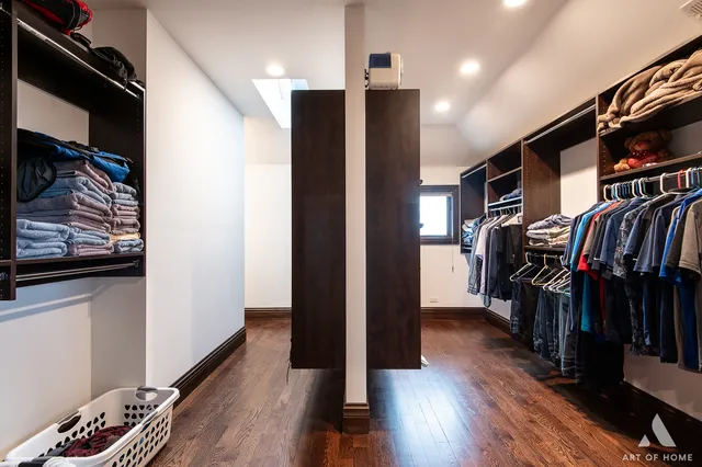 a walk in closet