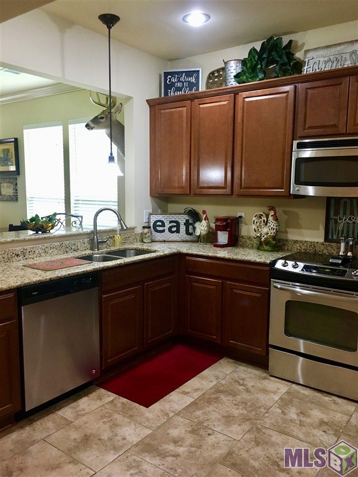 10059 Serene Road Denham Springs, LA 70726 - Photo 4 of 28 Gallery Image 4