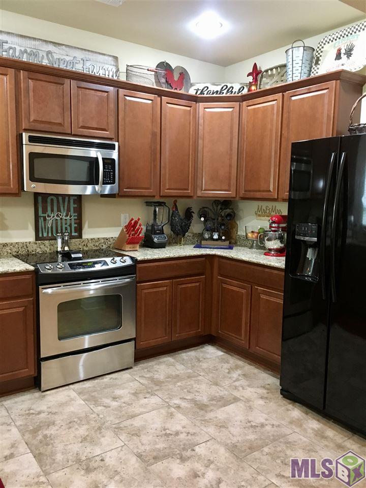 10059 Serene Road Denham Springs, LA 70726 - Photo 5 of 28 Gallery Image 5