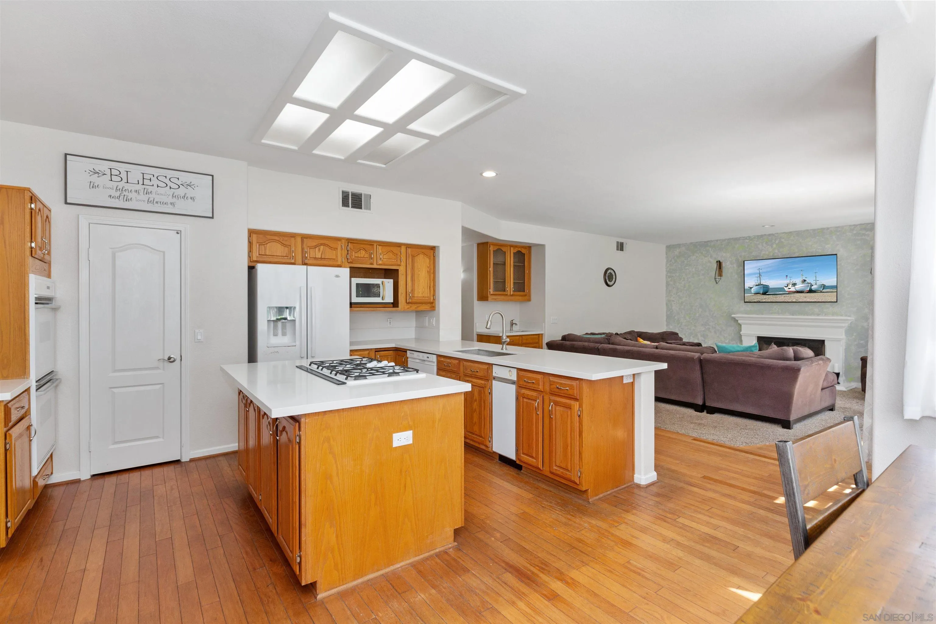 31759 Corte Rosario Temecula, CA 92592 - Photo 17 of 44